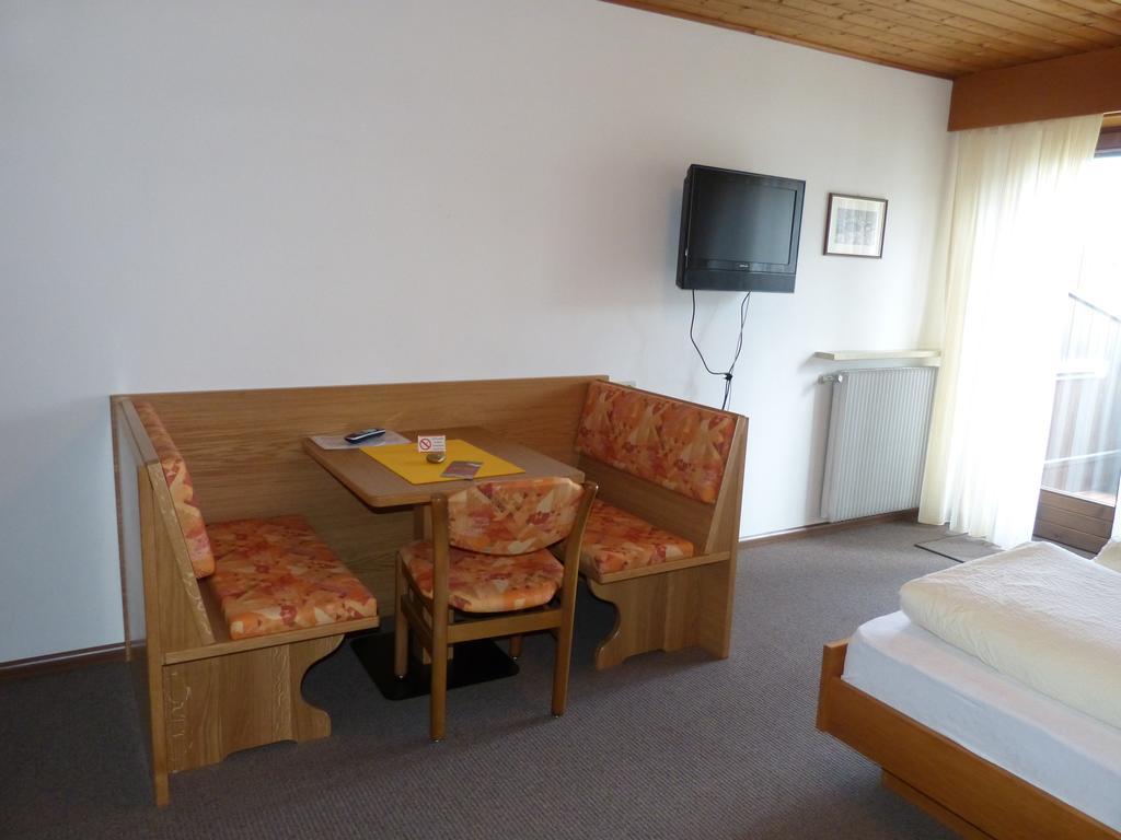 라나 Haus Christl B&B 외부 사진
